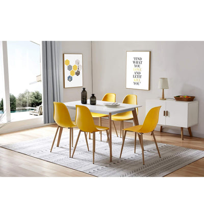 chaise-scandinave-jaune-table