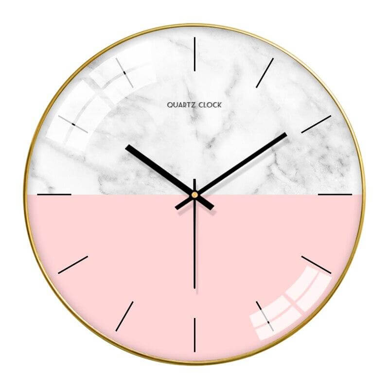 horloge-scandinave-rose-et-blanche